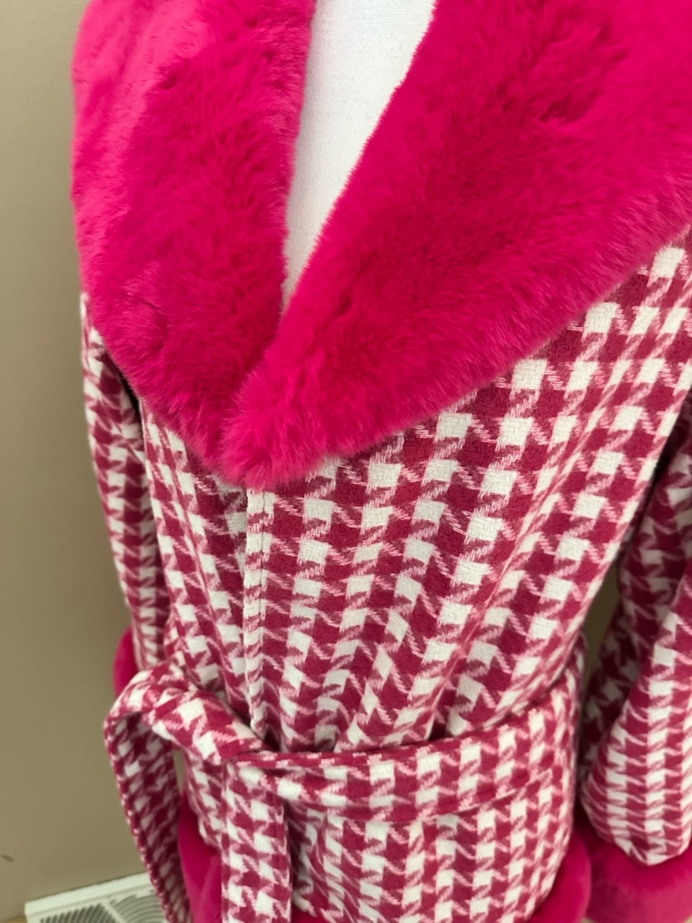 VENUS Printed Houndstooth Faux Fur Trim Coat Jacket NWT - Picture 5 of 9